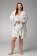 Elegant Champagne Wedding Robe – Banded Collar & Stretch Jersey